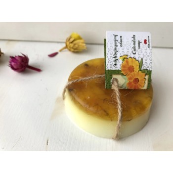 Nektarina calendula soap